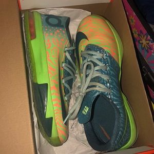 KD VI